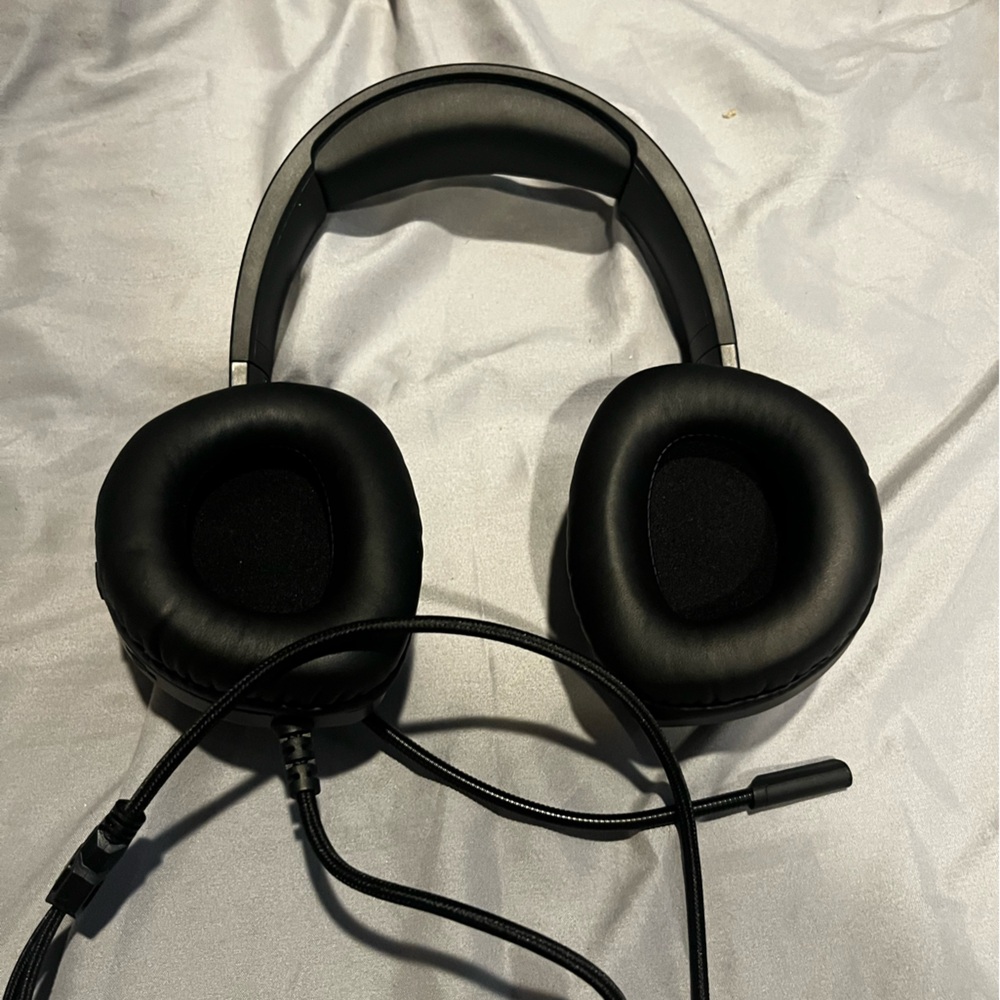 Wired Gaming Headset with Microphone - Picture 4 of 7